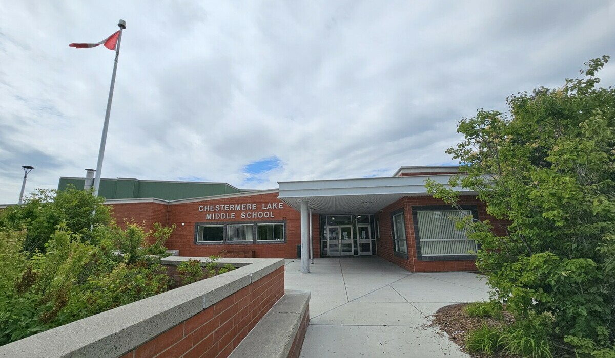The outside of Chestermere Lake Middle School